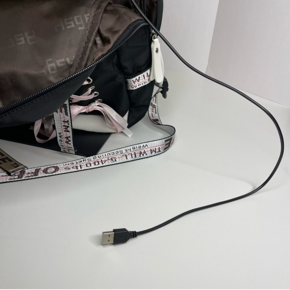 🛒🛍️💥NWT Asge Back Pack Black White Padded Straps Waterproof Ergonomic Design - Picture 6 of 16